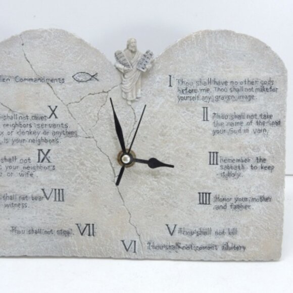TEN COMANDMENTS JESUS FAUX STONE CLOCK WALL OR STANDING AA BATTERY REQUIRED - Picture 3 of 3